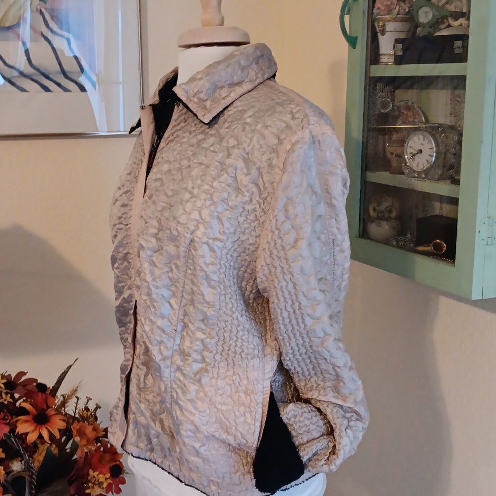 UBU...I'll be me Reversible Jacket - Picture 12 of 16